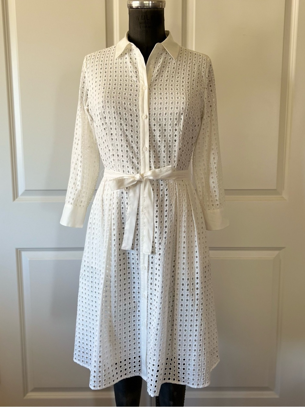 NWT Who What Wear Ivory Eyelet Tie Waist Shirt Dress XS